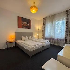 M M Vintage Family, Handwerker Und Monteure Appartamento Berlino
